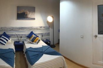 Cokes Surf Camp Hotel Thulusdhoo Eksteriør billede