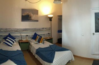 Cokes Surf Camp Hotel Thulusdhoo Eksteriør billede